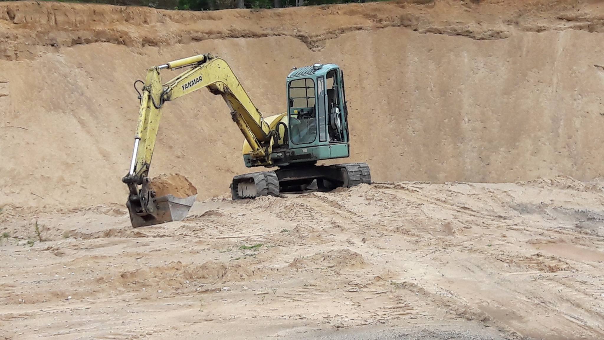 MARNILO TEENUSED OÜ